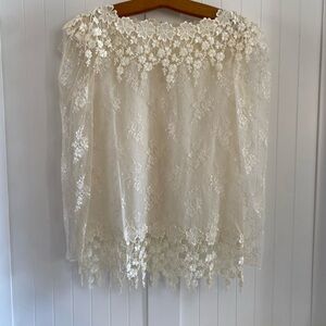 Lovely delicate lace Cream Vintage Top XS